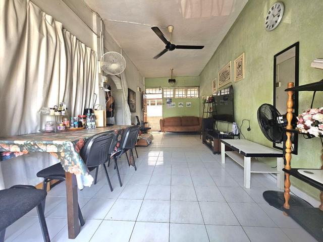 Level 2 Pangsapuri Valencia Taman Sri Muda Seksyen 25 Shah Alam