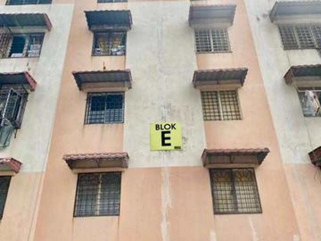 LEVEL 2 Walking Distance to MRT Apartment Idaman Damansara Damai