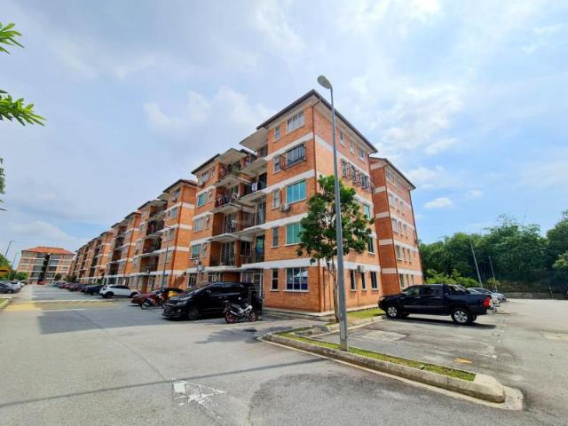 [LEVEL 3] Apartment Alam Budiman @ Seksyen U10, Shah Alam