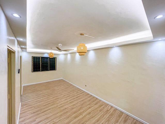 Level 3 Corner Unit Apartment Idaman Damansara Damai Petaling Jaya