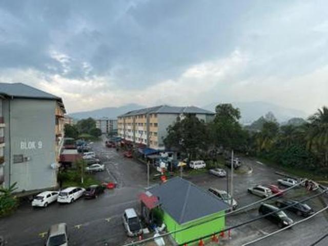 LEVEL 3 Flat Low Cost Taman Semarak Nilai