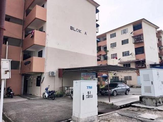 Level 3 Flat Taman Seruling Emas Sg Bakap