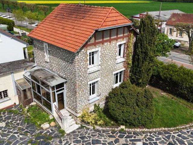 LEVES 28 Maison 4p 96m²