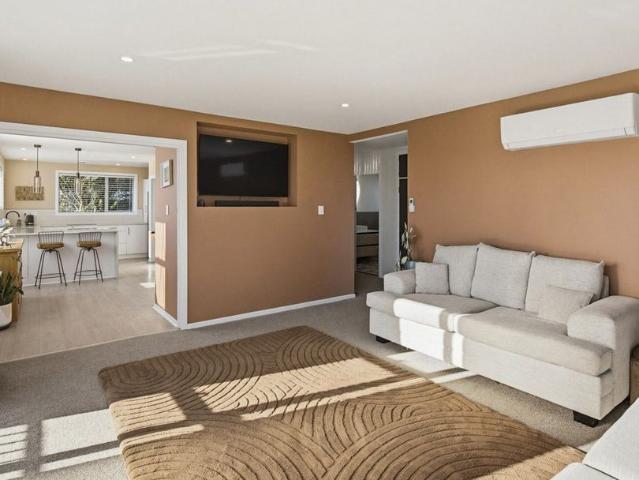 Levin 4 or 5 bedrooms