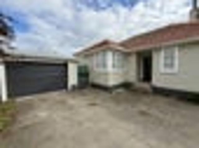 Levin, 5 bedrooms, $705 pw