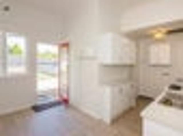 Levin, 2 bedrooms, $440 pw