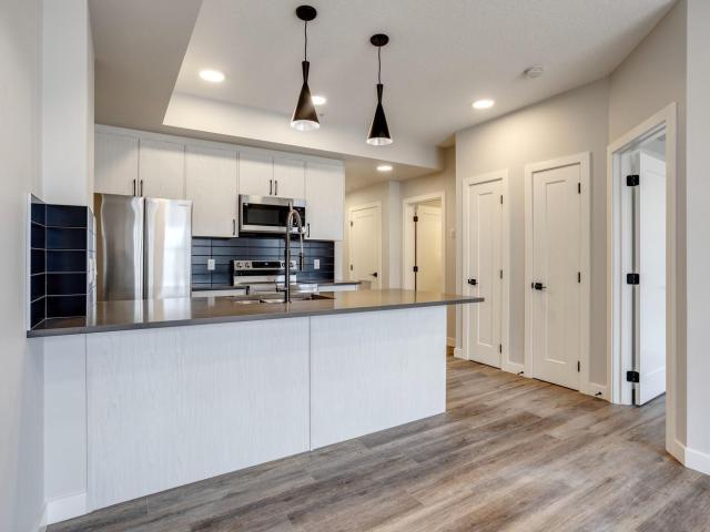 Lewis Block at Stadium Yards Suite D 2 Bed, 2 Bath Corner [object Promise] for Rent