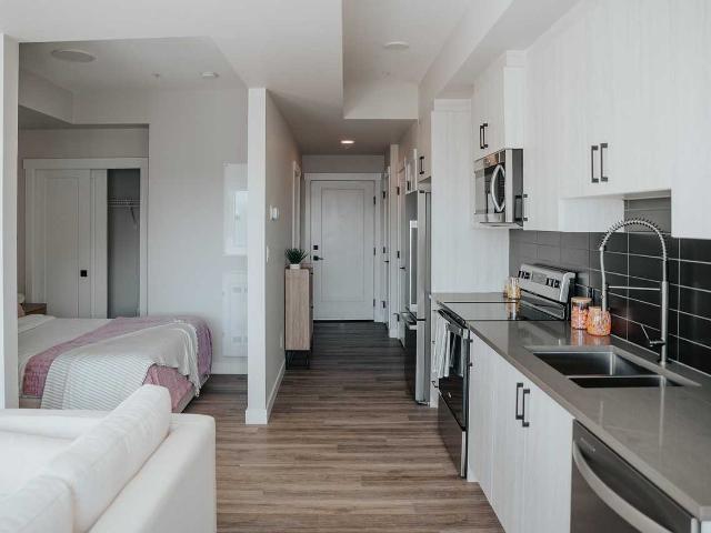 Lewis Block at Stadium Yards 1 Bedroom Apartment for Rent at 8450 106a Ave Nw, Edmonton, AB T5H 0S4 Boyle Street