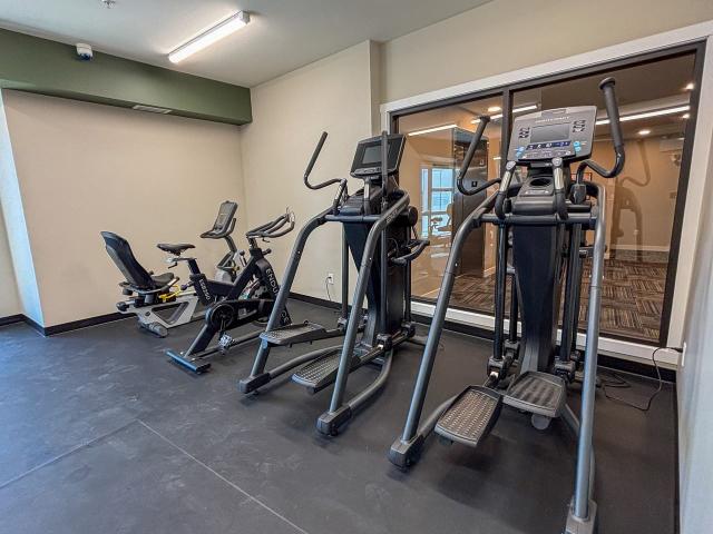 Lewis Block at Stadium Yards 2 Bedroom Apartment for Rent at 8450 106a Ave Nw, Edmonton, AB T5H 0S4 Boyle Street