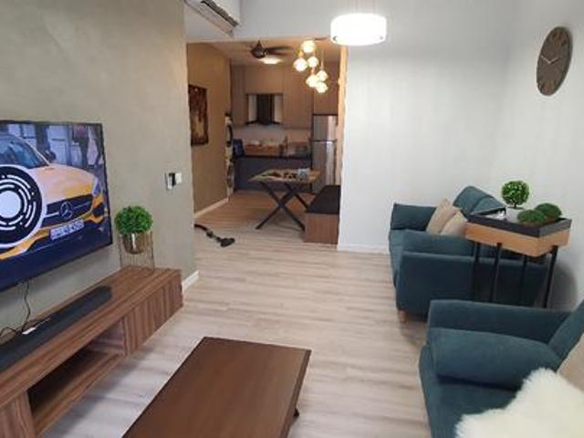 Lexa Residence 813sqft Fully Furnished 3r2b 1cp