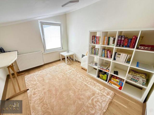 ⫷leyalgrup⫸masrafsız,havuzlu Veranda Cam Balkon K.p Genişbahçeli