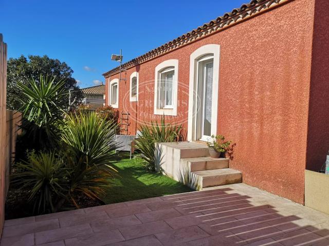 LEZIGNAN CORBIERES Villa 4 faces de 126 m2 environ / TERRAIN de