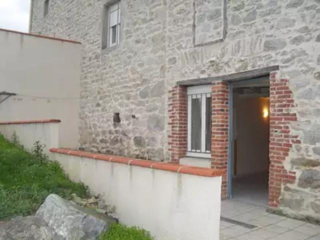 Lézigneux 42600 Location appartement 4 pièces t4