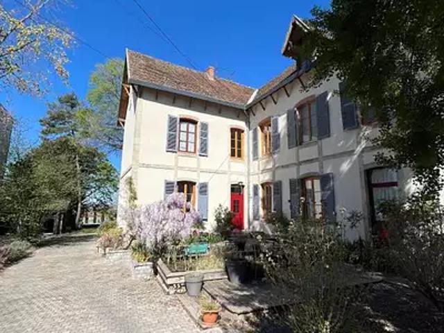 Lezoux 63190 Achat / Vente maison 8 pièces t8 piscine jardin