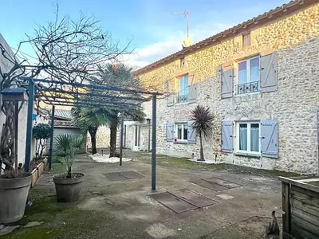 Lhommaizé 86410 Achat / Vente maison 8 pièces t8