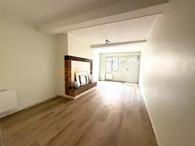 L'Honor de Cos 82130 Location appartement 3 pièces t3 au dernier étage