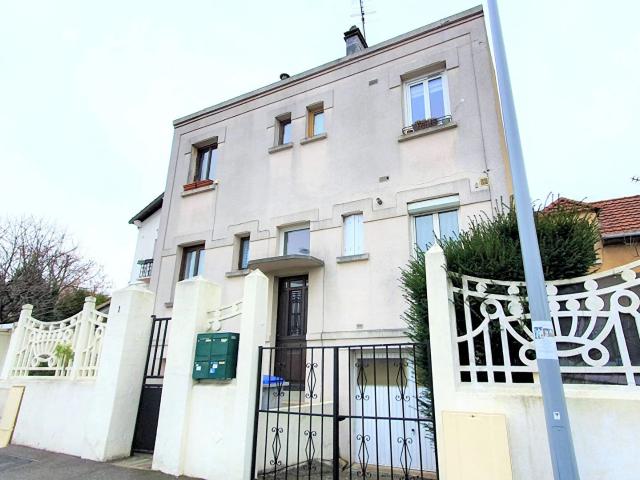 L'Hay Les Roses Appartement de 22.10m2 loué MEUBLÉ