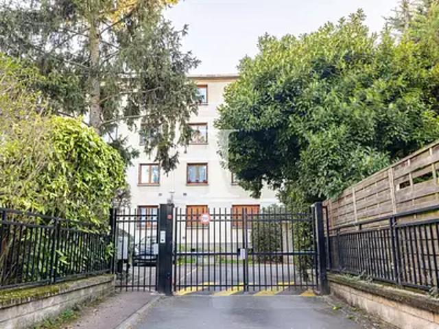 L'Haÿ les Roses 94240 Achat / Vente appartement 3 pièces t3 au dernier étage
