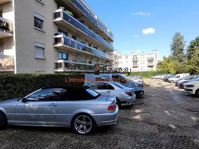 L'Haÿ les Roses 94240 Achat / Vente parking au dernier étage