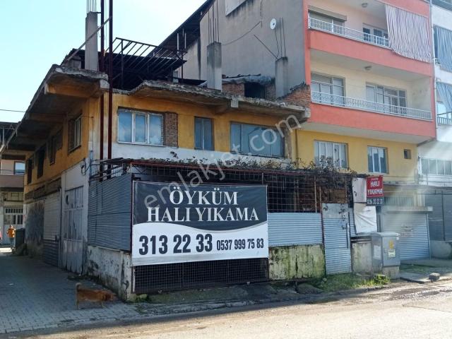 Liderden Eski Sanayide Köşebaşı 3 Dükkan+1 Daire Komple Bina