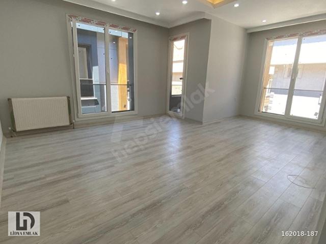 LİDYA EMLAK'tan 2+1 90m2 Merkezi Lokasyonda Satılık Daire