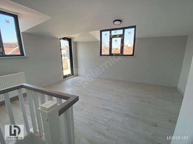 LİDYA EMLAK'tan Sıfır 3+2 130m2 Ön Cephe Yatırımlık Dublex Daire