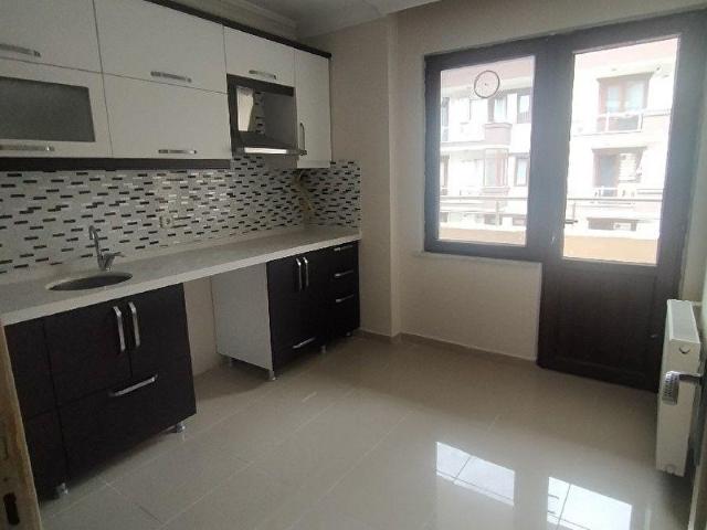 LİMANDAN MERKEZDE SIFIR 3+1 140 M2 ARAKAT ASANSÖRLÜ LÜX DAİRE