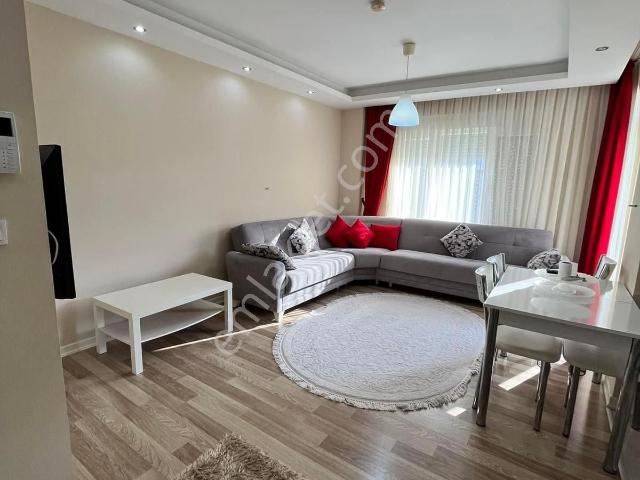 Liman Mahallesi Site İçersinde Satılık 1+1 Daire