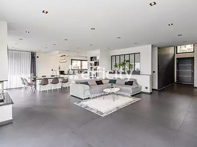 Limas 69400 Achat / Vente maison 6 pièces t6 piscine jardin