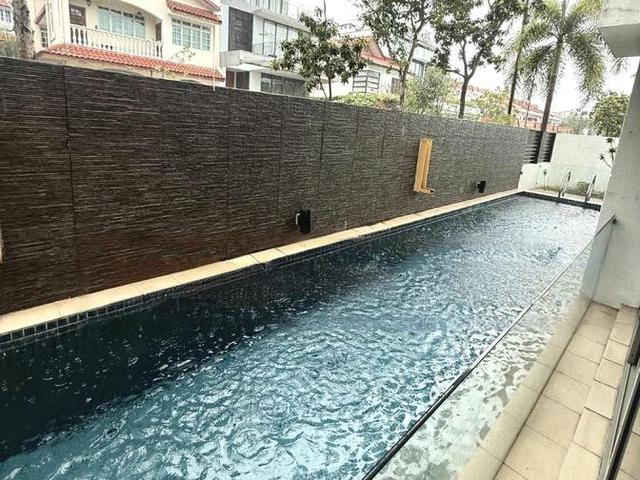 Limau Villas D16, Semi