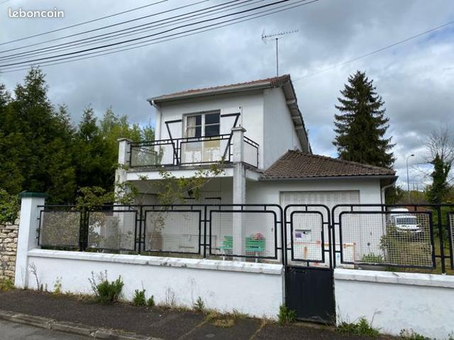 Limay A Vendre Maison avec grand terrain en bord de seine A 5 min de la gare de Limay
