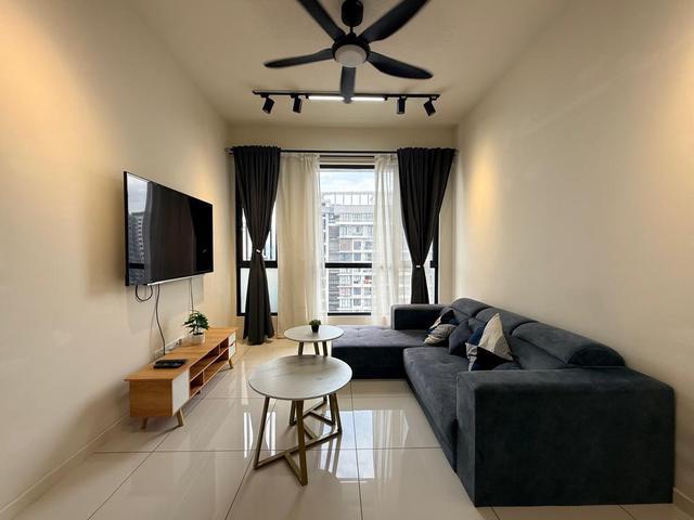 Limit Emerald 9 Fully Furnish 2 Room Unit For Sale Near MRT KL Cheras