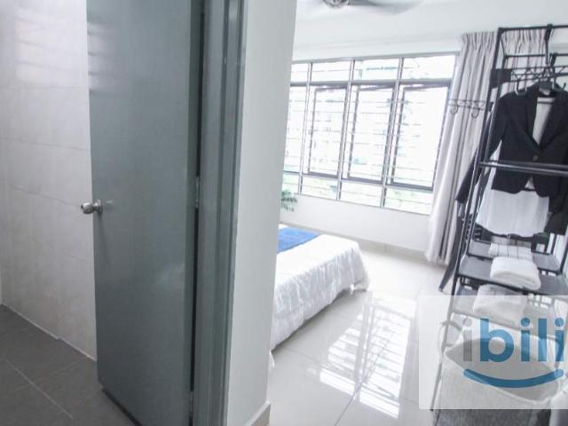 Limited Master room Private bathroom‼️✅fully furnished ready move in ✅Near MRT Damansara damai
