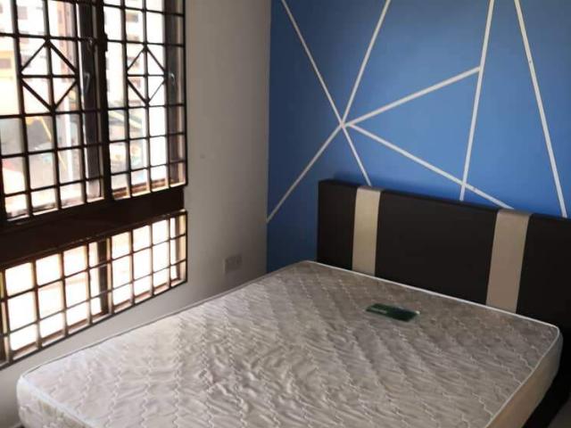 Limited offer Medium Room @Palm Spring, Damansara | Walk to Surian MRT Station
