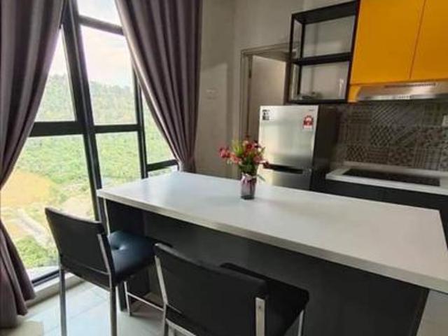 Limited Corner Unit come with washing machine and balcony