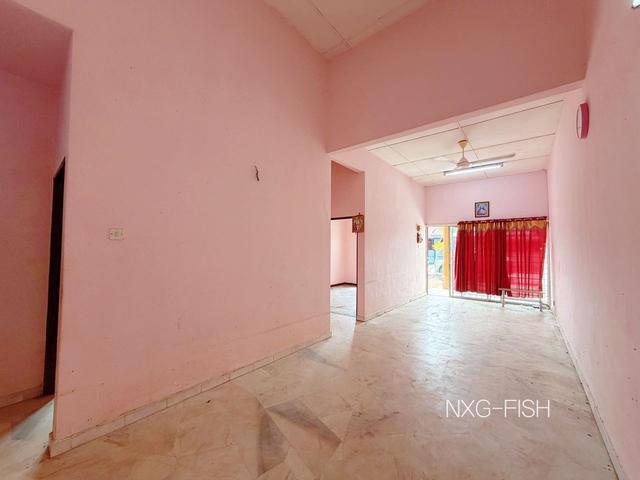 Limited Endlot Full Loan Good Condition 20x75 1Sty Kampung Jawa Klang