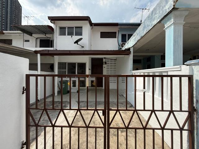 Limited landed house Tmn Sri Rampai for sewa sekarang