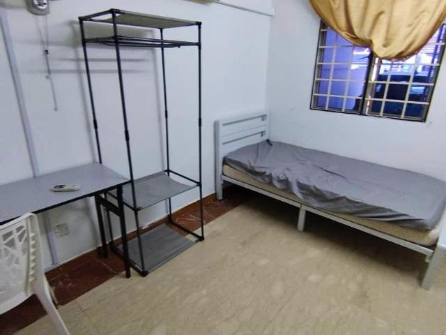 Limited Room ! Bandar Utama MRT Station ‍♂️