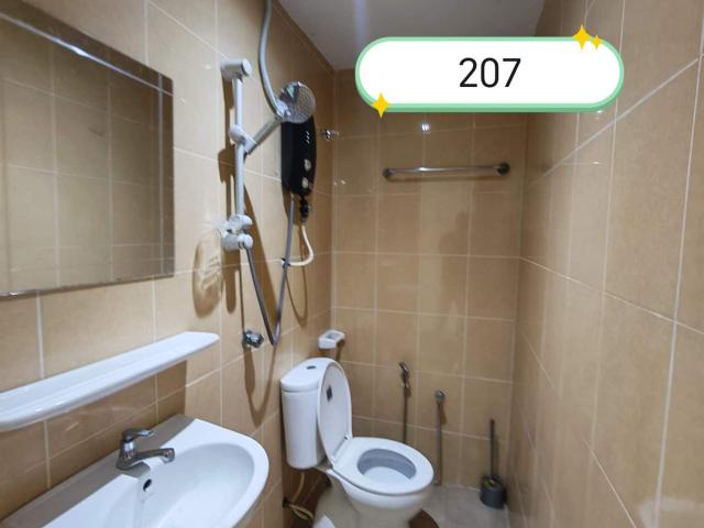 Limited room rent zero deposit room at kepong ️