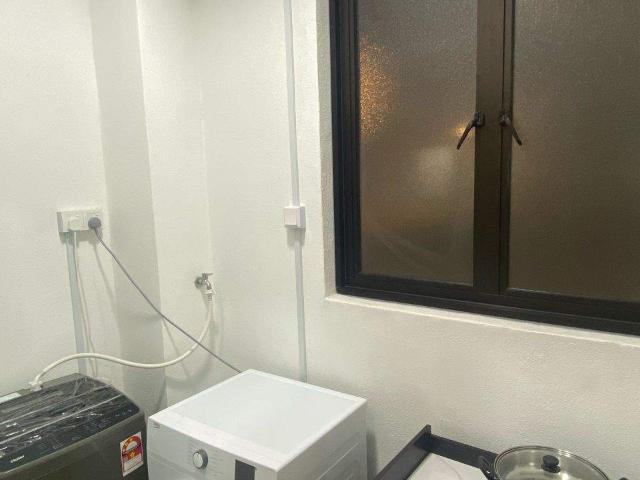 Limited rooms! Near lrt & apu
