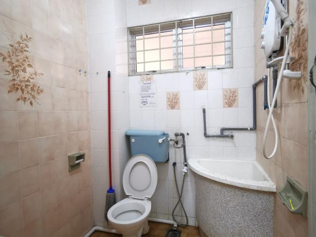 ️ Limited Single Room to Rent at Jalan Bayan, Bandar Puchong Jaya! Free Weekly Cleaning Services!