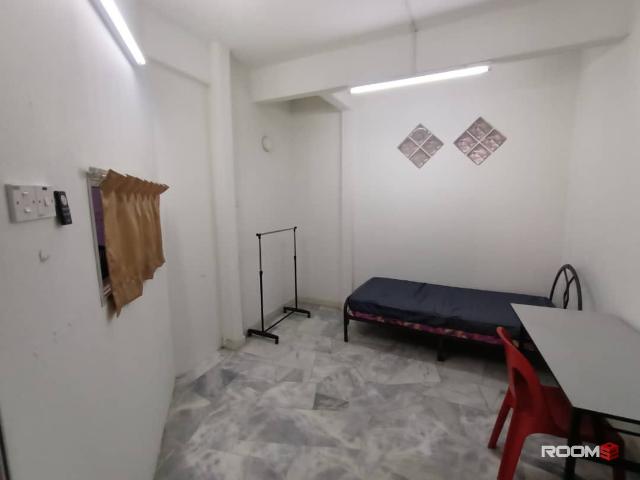 LIMITED TIME OFFER ‼️ Room for Rent at Taman Wawasan Puchong