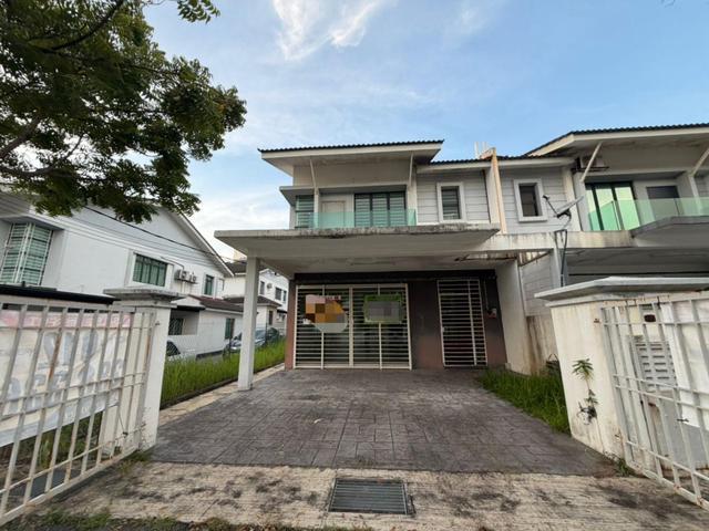 Limited Unit 2 Storey End lot Botania Amoda Saujana Rawang