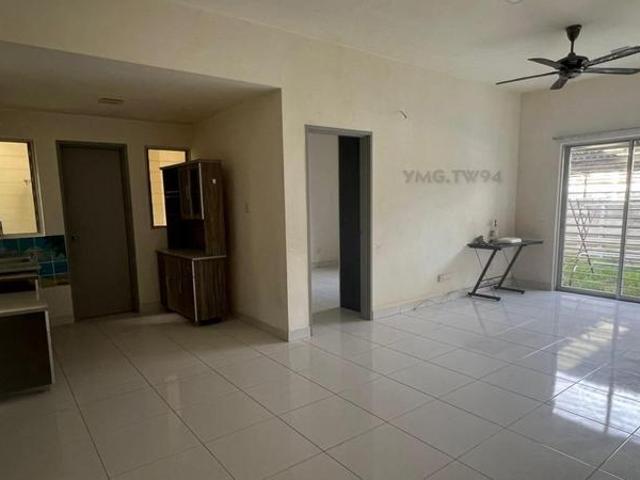 LIMITED UNIT For Sale Laman Impian Townhouse 1200sqft Ground Floor