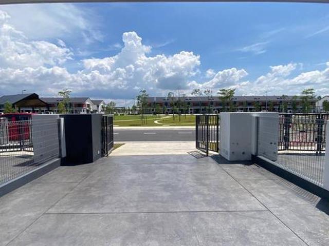 Limited unit facing playground Casira 3 Bandar Bukit Raja