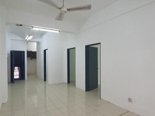 LIMITED UNIT Hostel For Workers Stay Dataran Otomobil Seksyen 15 Shah