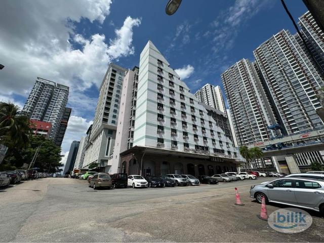 Limited Unit LeftMaster room attached bathroom ️6 mins walk to CIQ Checkpoint/Customs/JB Central