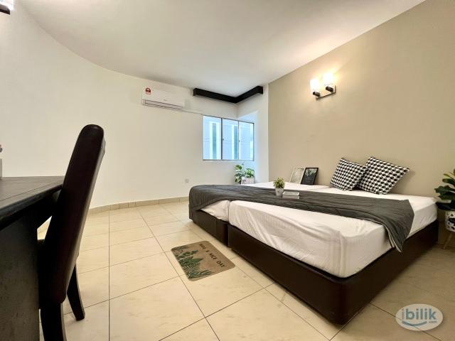 Limited Unit LeftMaster room with fully furnished available NOW️