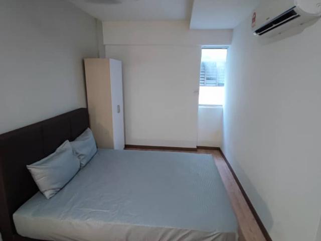 Limited Unit Master Room at Bandar Utama nearby Mrt Station