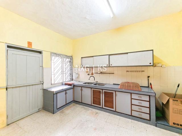LIMITED UNIT Taman Klang Utama Klang 2Storey Terraced House